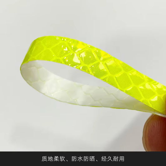 20Pcs Car Wheel Hub Reflective Sticker Tire Rim Reflective Strips Luminous for Night Driving Car Bike Motorcycle Wheel Sticker